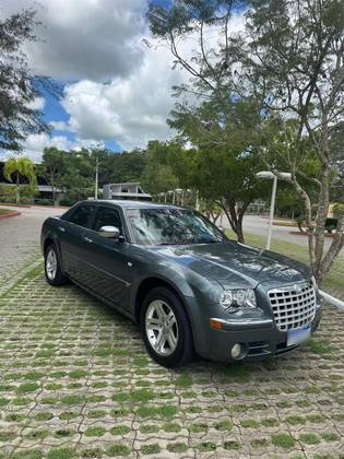 CHRYSLER 300 C 5.7 HEMI SEDAN V8 16V GASOLINA 4P AUTOMÁTICO CHRYSLER 300 C 5.7 HEMI SEDAN V8 16V GASOLINA 4P AUTOMÁTICO